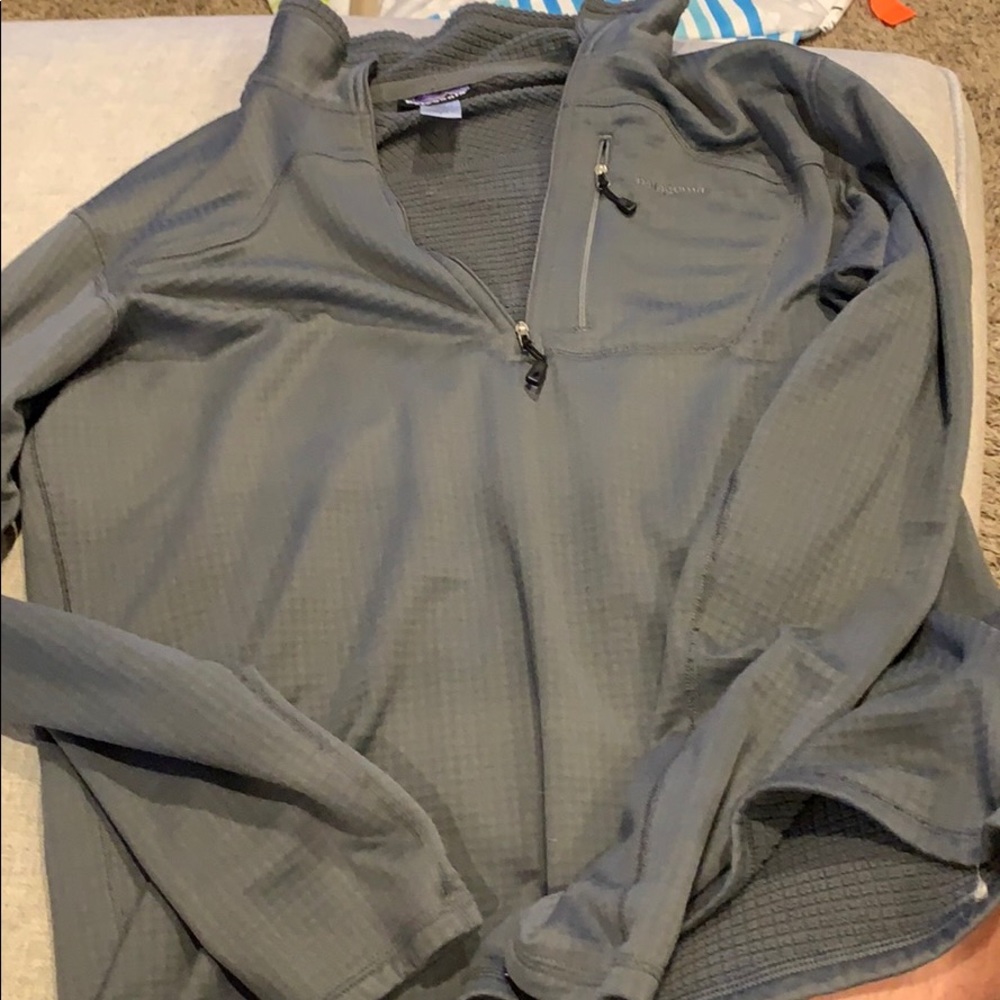 Patagonia Long Sleeve Light Weight Fleece Pullover